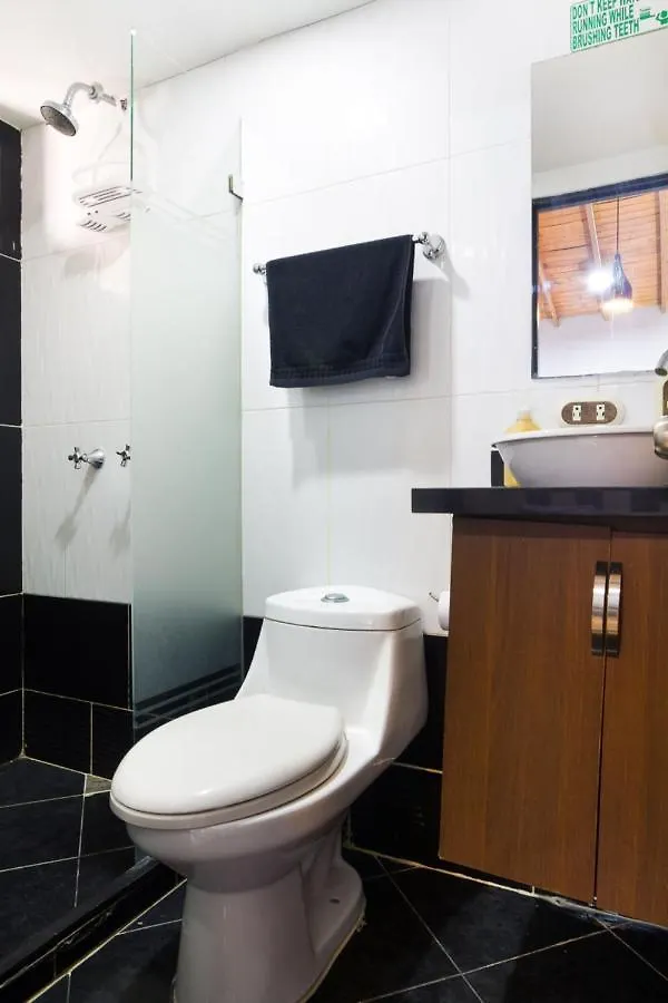 Poblado Brownstone Apartment Medellin 0*,  Colombia