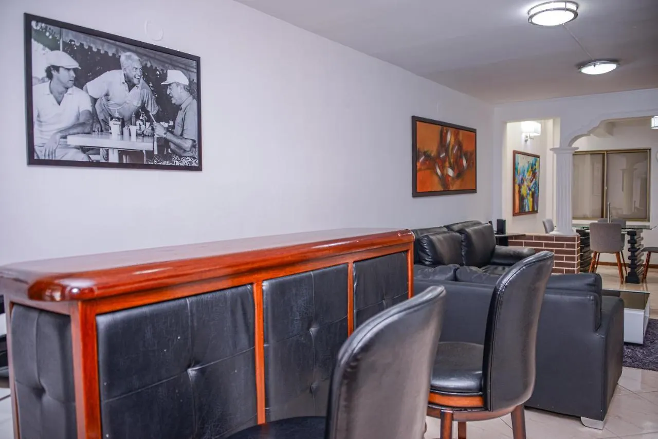 Poblado Brownstone Apartment Medellin 0*,  Colombia